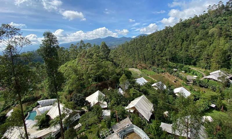 glamping-legok-kondang-lodge-bandung-1