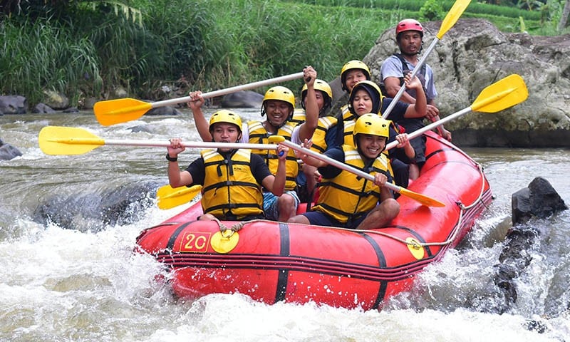 Harga Paket Rafting Cisadane Bogor